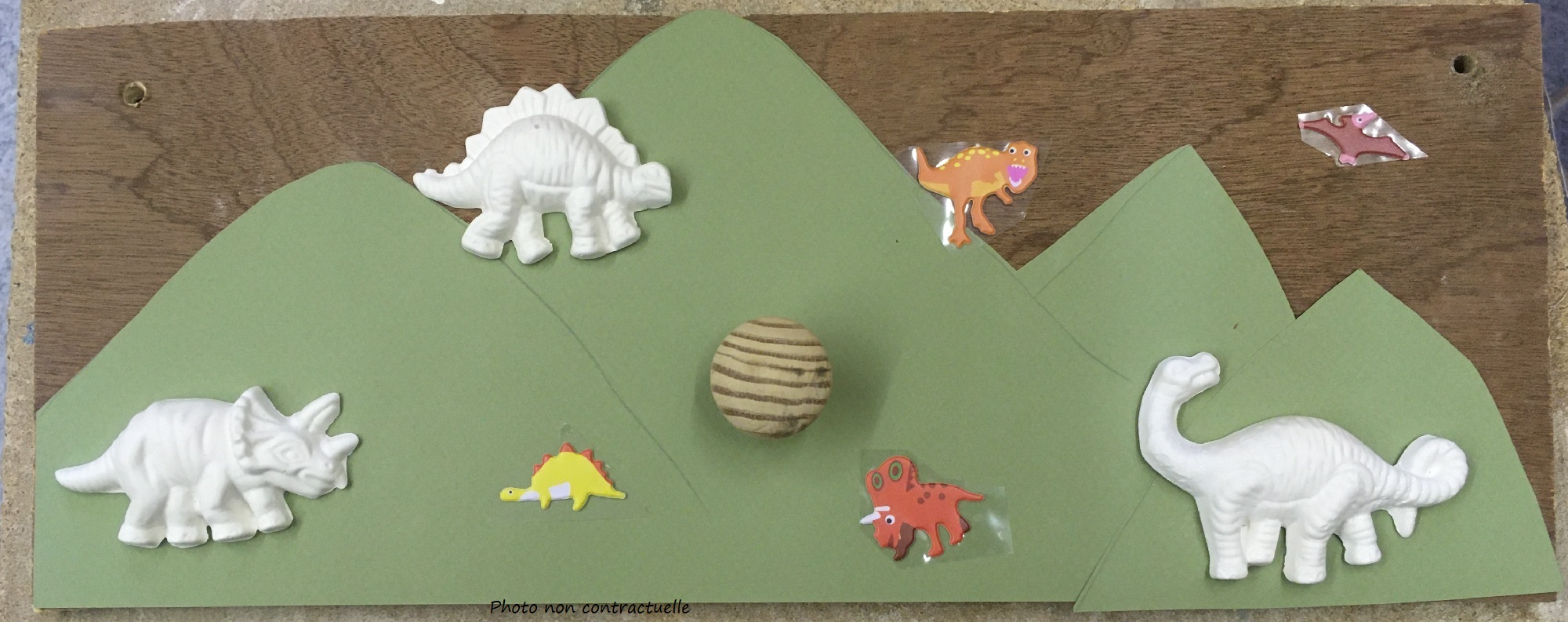 porte manteau dinosaure